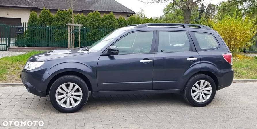 Subaru Forester 2.0 i Platinum (EyeSight) Lineartronic - 8