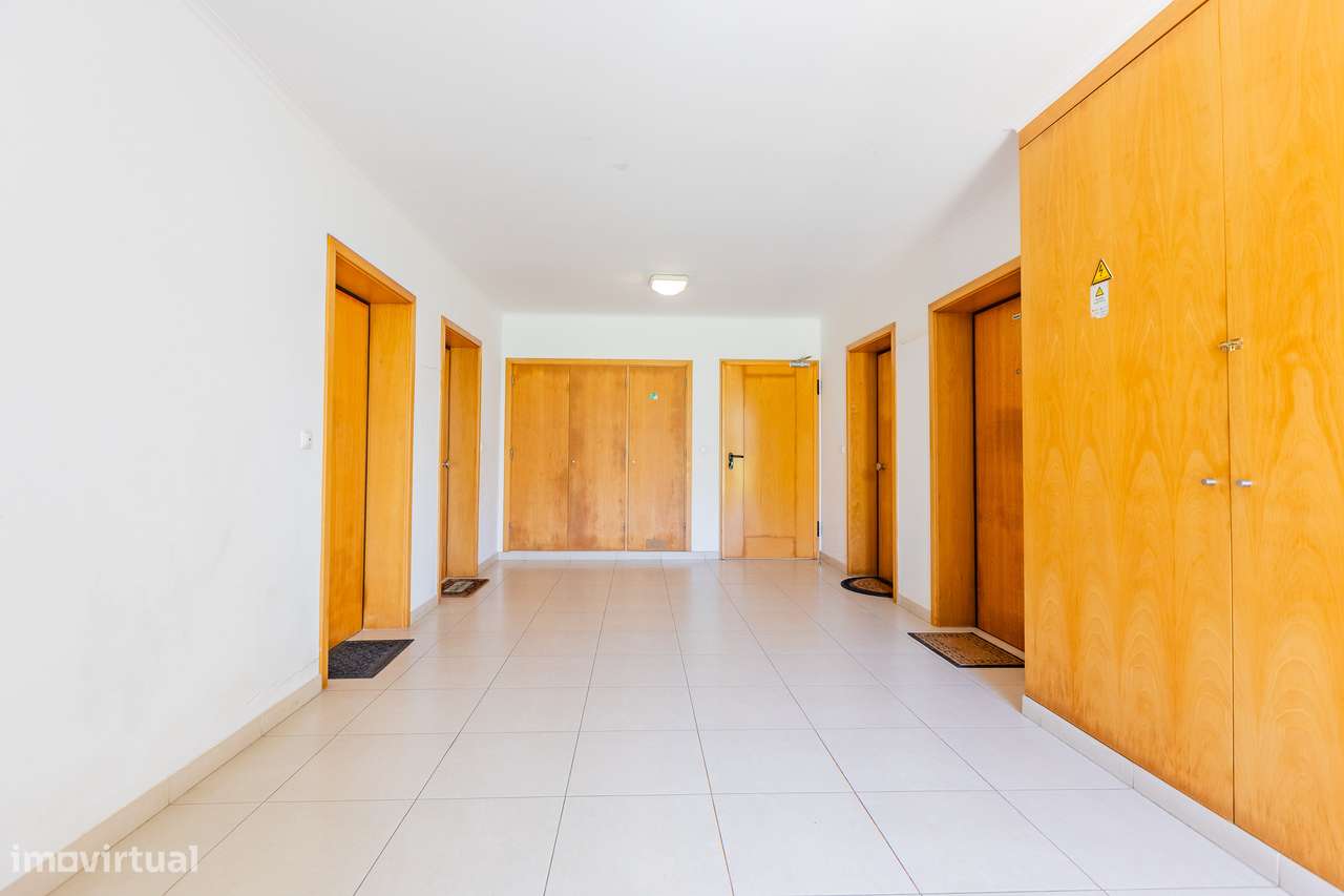 Apartamento T2 - Fajã de Baixo - Grande imagem: 4/40