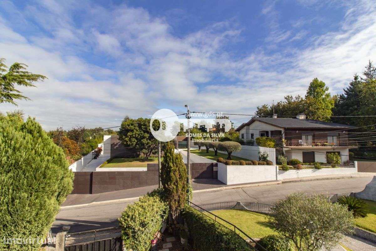 Moradia individual em Nogueiró c/2.500m2-38