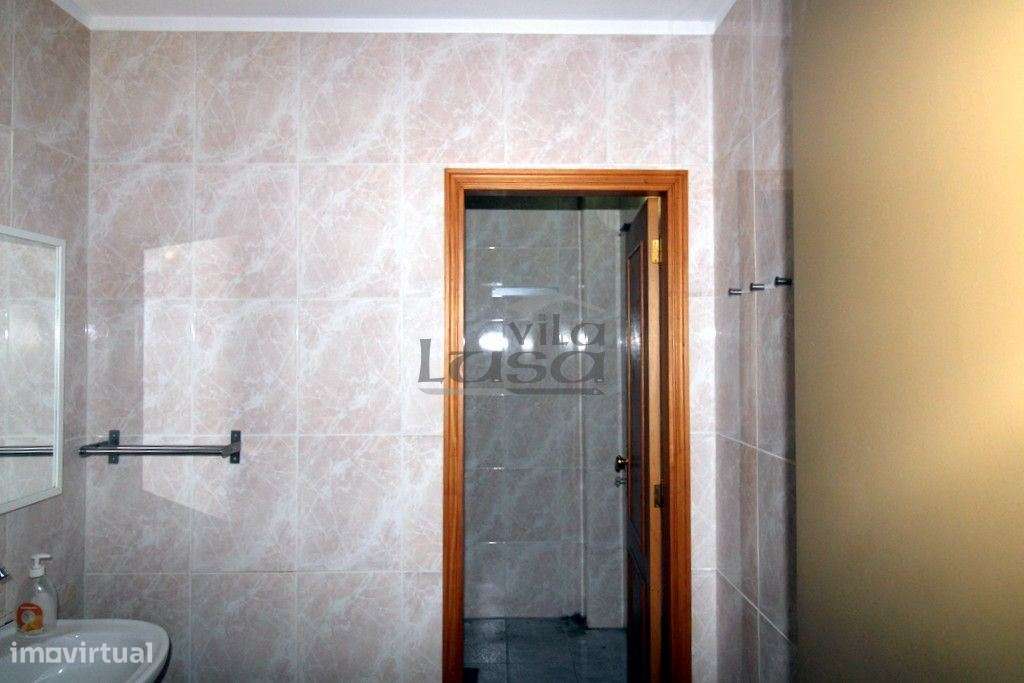 Escritório para Arrendamento | 1.º Piso | Localização Prime  Vila N... - Grande imagem: 5/15