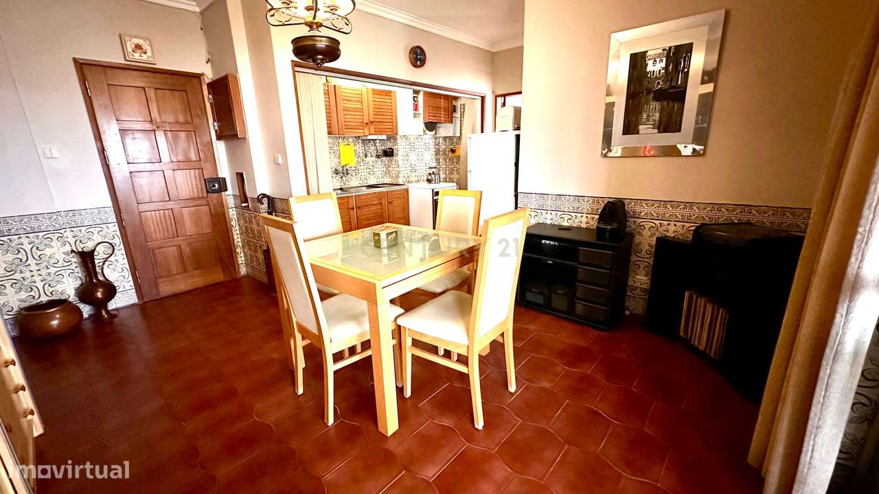 Apartamento T2 com Terraço no Centro da Amadora - Grande imagem: 5/25