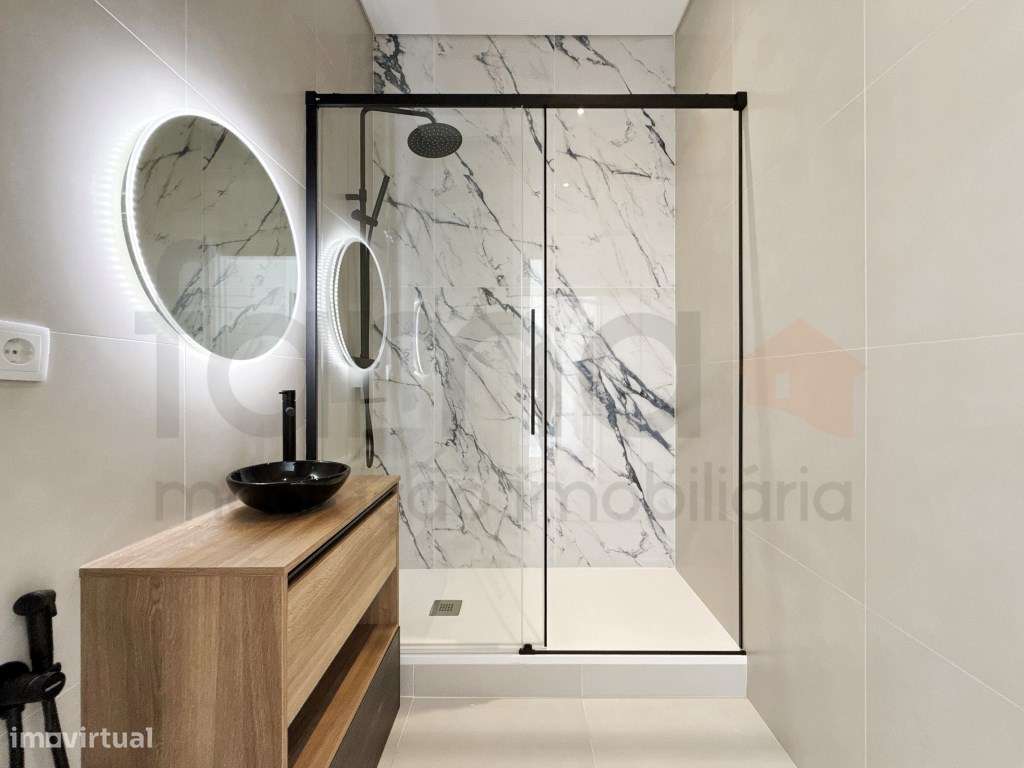 T3 Remodelado na Av. Almirante Reis-33