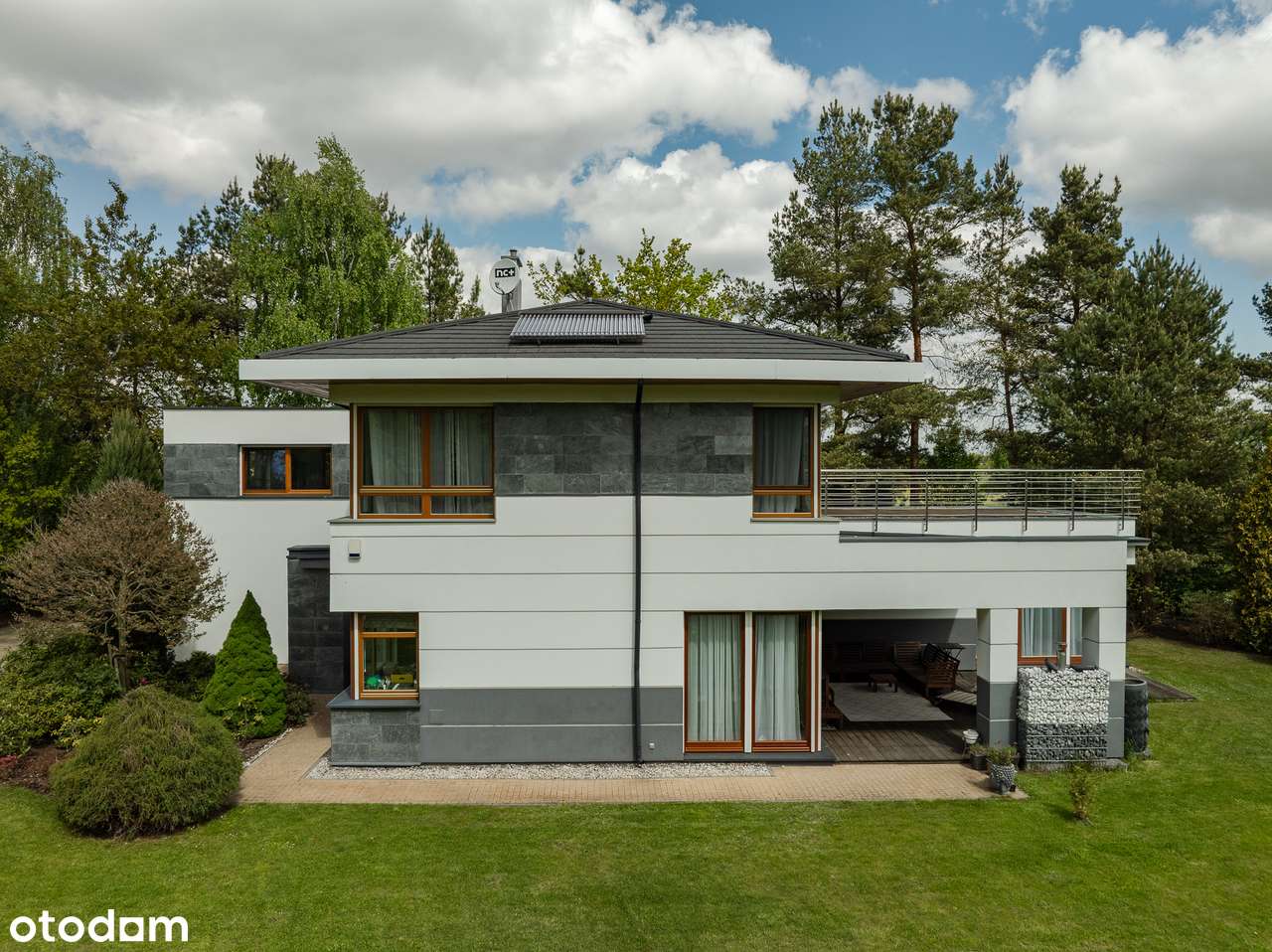 Komfortowy dom do życia i wypoczynku-18