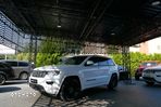 Jeep Grand Cherokee - 1