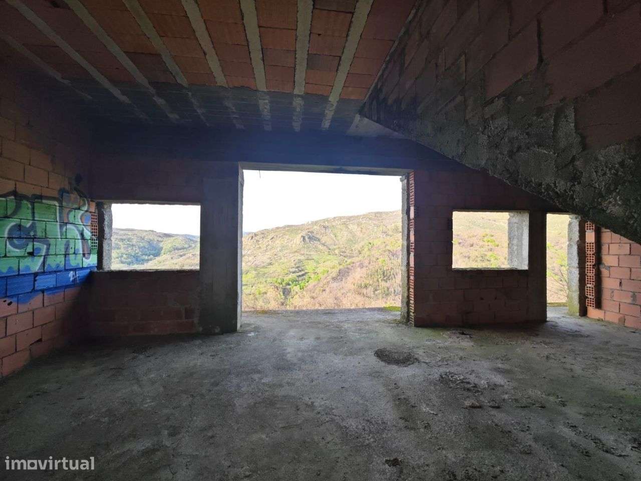 Prédio Rústico - Licenciado para Turismo Rural-23
