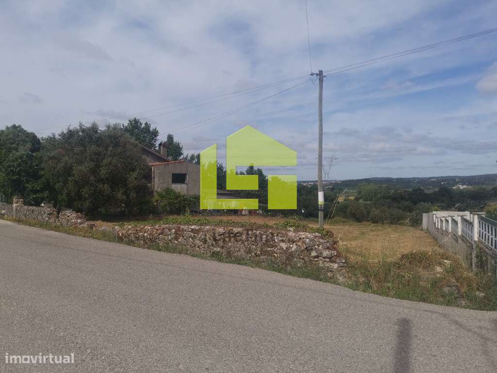 TERRENO CONSTRUÇÃO - Grande imagem: 3/24