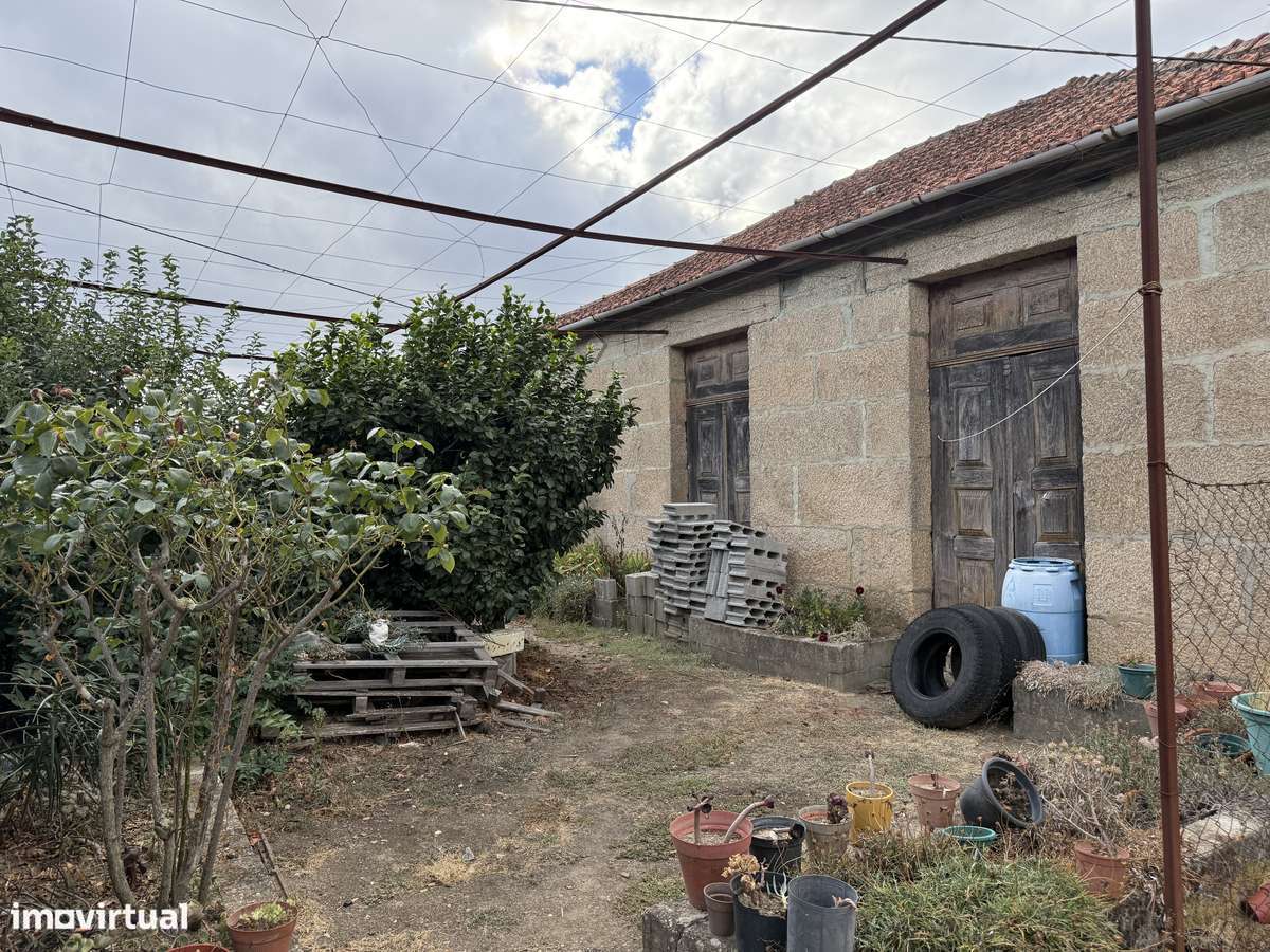 Casa em pedra em Penajoia, Lamego - Grande imagem: 4/12