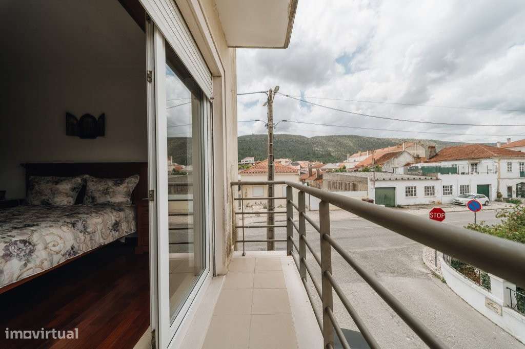 Apartamento T3 com garagem box-10