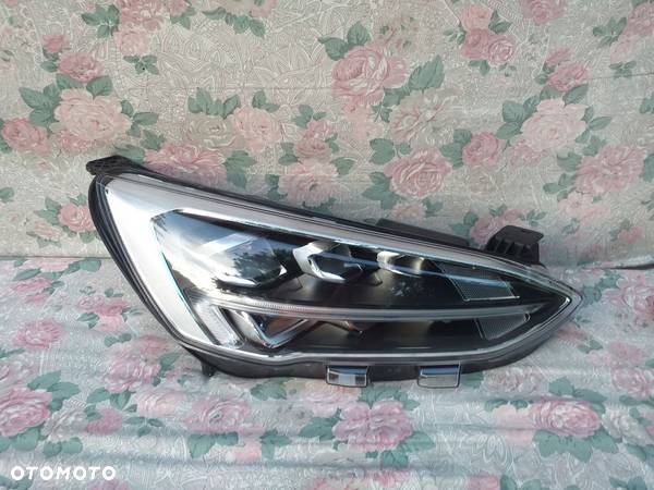 FORD FOCUS MK4 PRAWA LAMPA FULL LED EUROPA ŁADNA UŻYWANA - 1