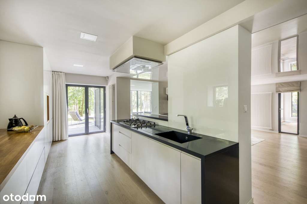 Luksusowa willa z basenem i kortem tenisowym!-8