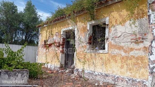Ruína localizada na Barragem de Montargil - Grande imagem: 5/14