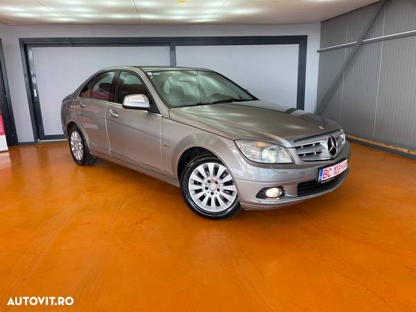 Mercedes-Benz C 220 CDI DPF Automatik Elegance - 3