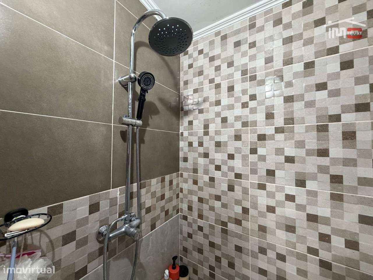 Moradia Isolada T3 + 2 em Palhais, Cozinha Equipada, Amplo Jardim, ...-26