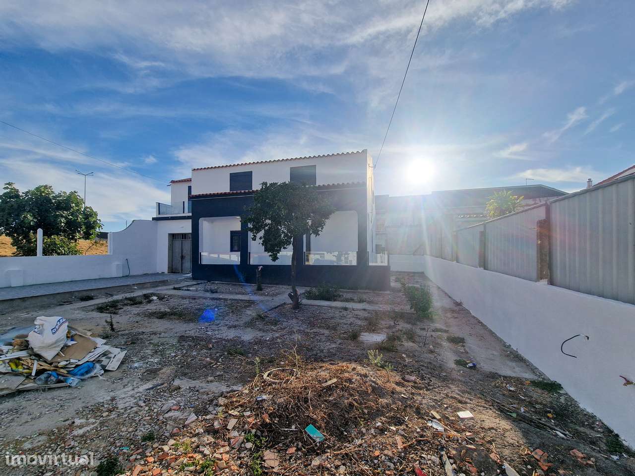 Moradia 4 ass. totalmente remodelada - possibilidade de quarto no r/c-43