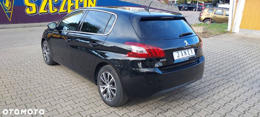 Peugeot 308 1.2 PureTech Business Line S&S - 12