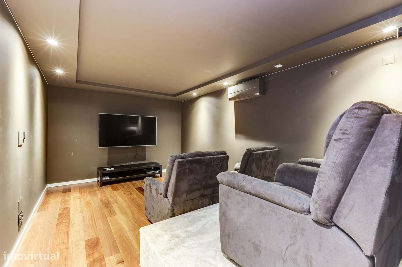 Moradia T5 de Luxo no Estoril — Exclusividade, Conforto e Estilo de Vi-46