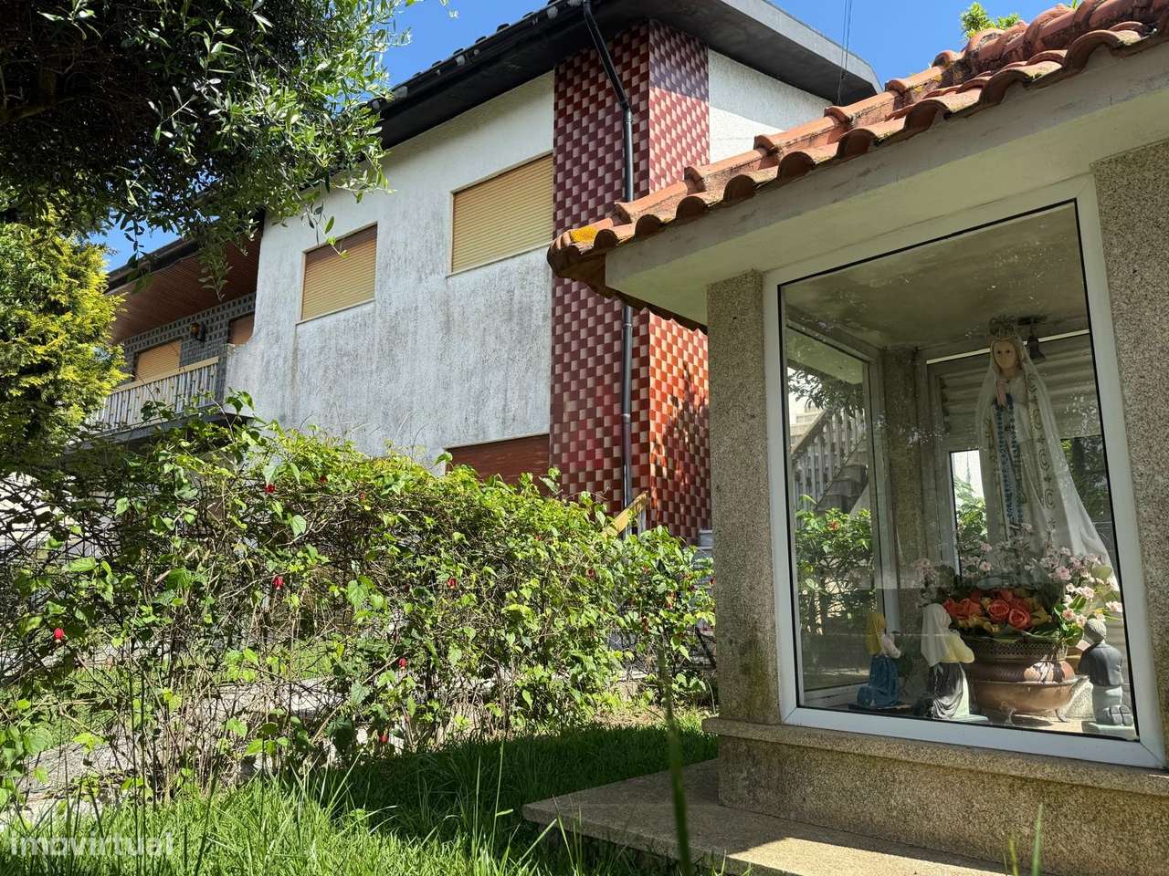 Moradia T6 com piscina em Lordelo, Guimarães - Grande imagem: 5/40