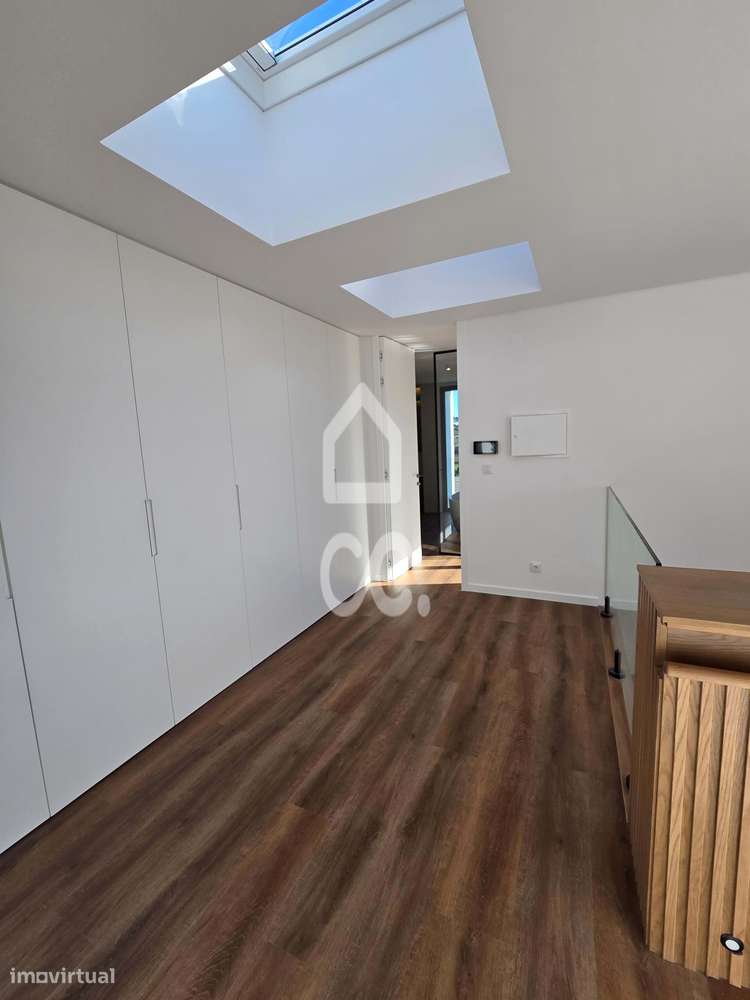 Moradia T3 em Arruda dos Vinhos – O conforto da família entre o campo-14