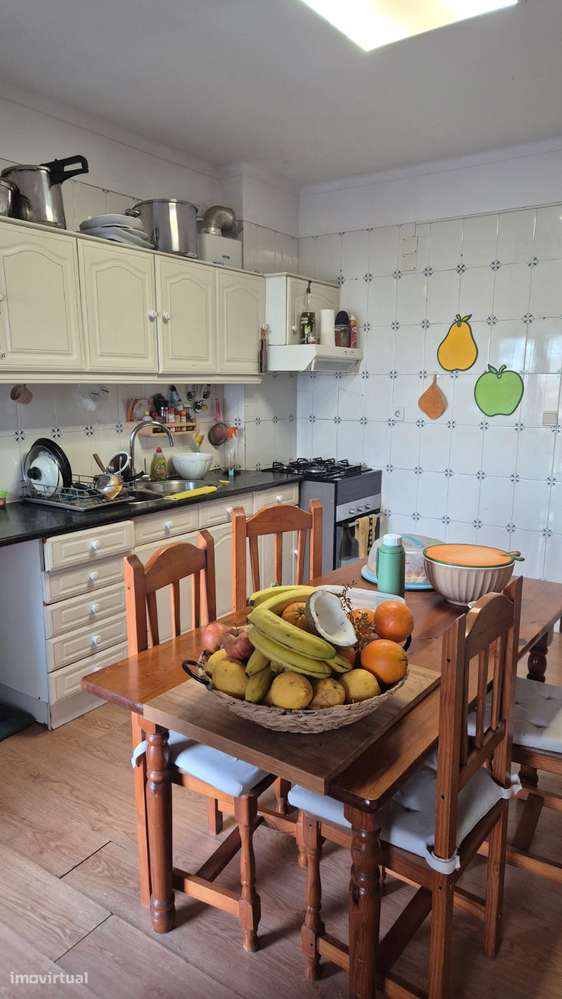Apartamento T2 no centro do Montijo-4