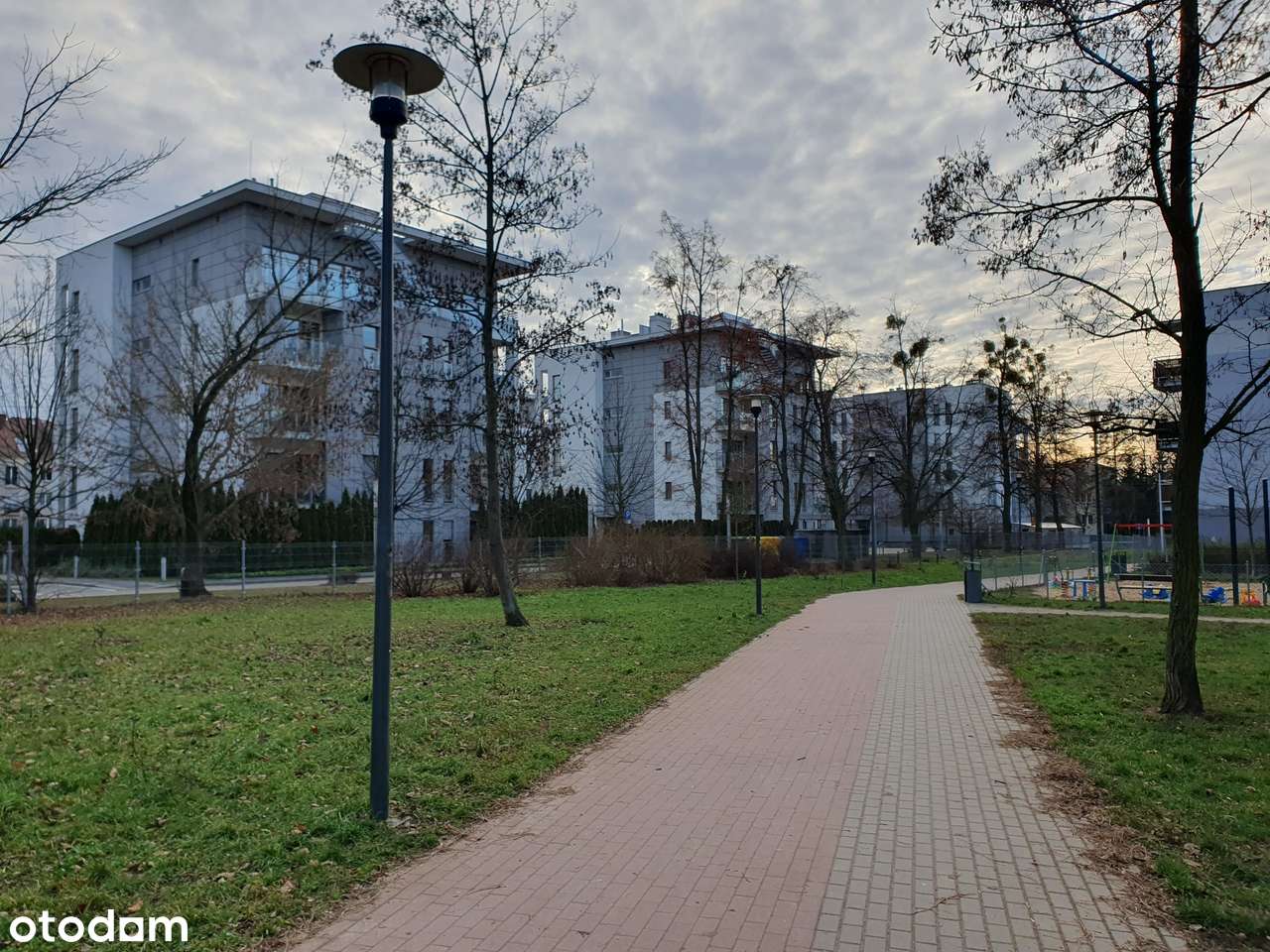 Umeblowane 3-pokojowe mieszkanie przy parku Heweliusza - Pełny obrazek: 2/18