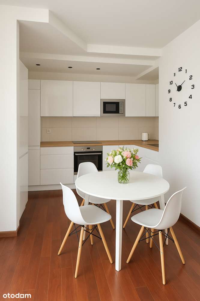 2- pokojowe  mieszkanie z balkonem i pełnym wyposażeniem.-0