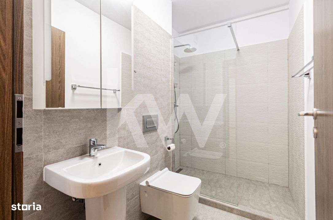 Apartament modern, 3 camere, garaj subteran + boxa - Racadau-15