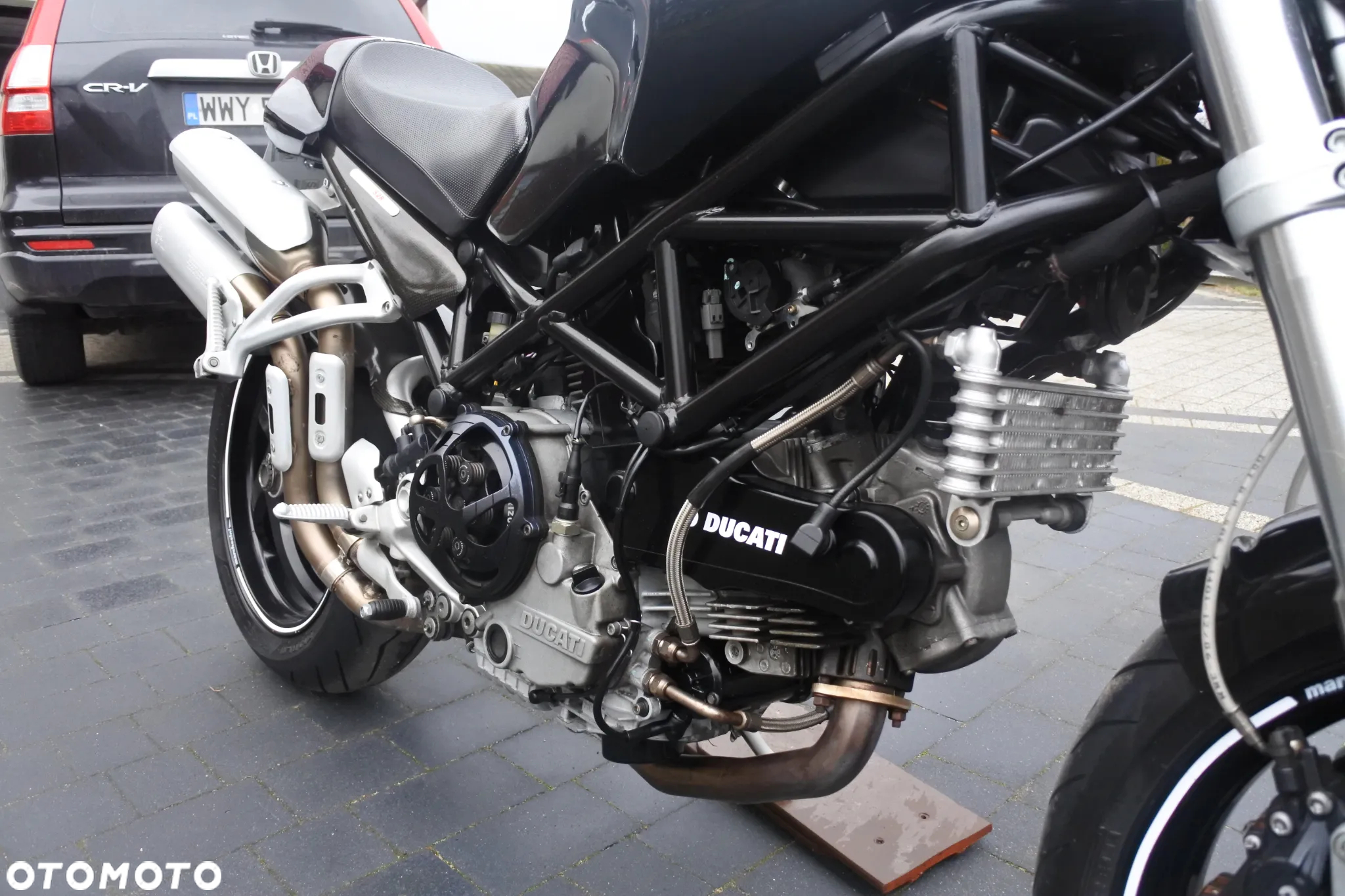 Ducati Monster - 17