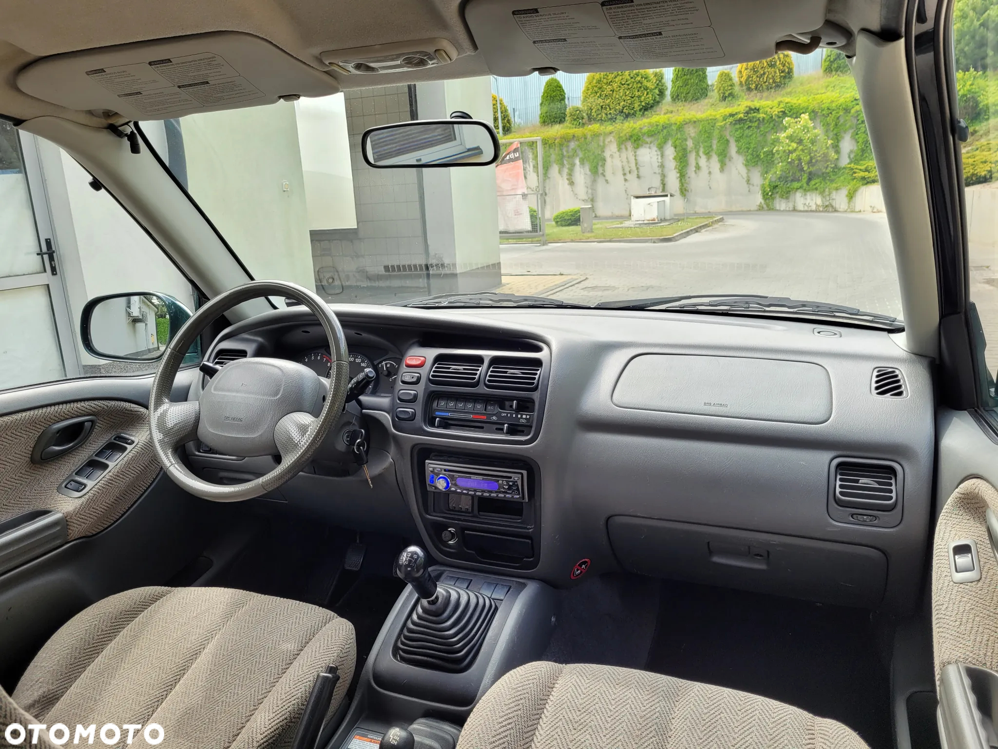 Suzuki Grand Vitara 2.5 V6 - 15