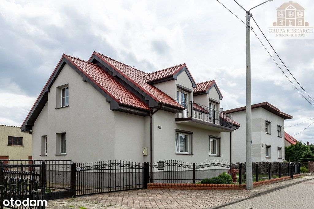 Dwa mieszkania w jednym budynku z działką-17