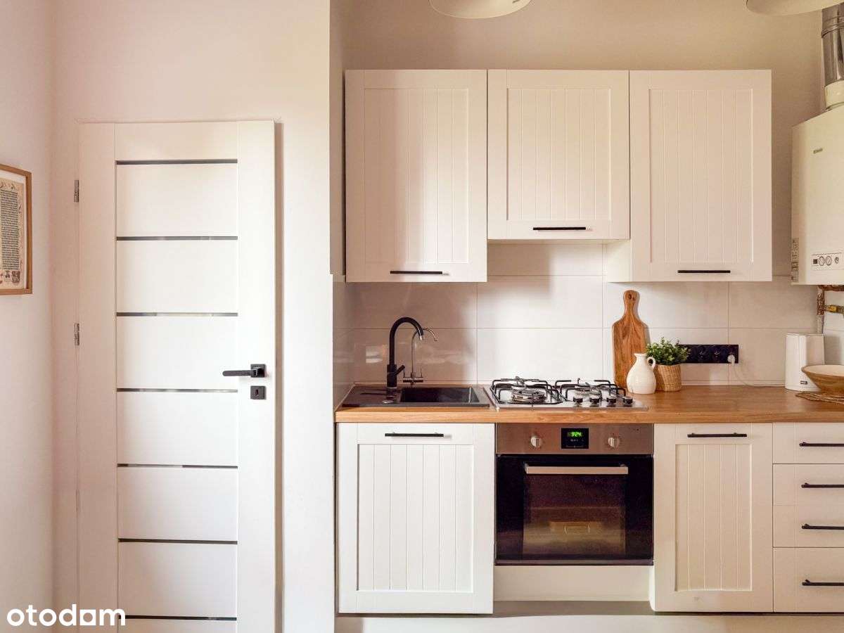 Klimatyczne Mieszkanie W Centrum Bytomia - Pełny obrazek: 1/13