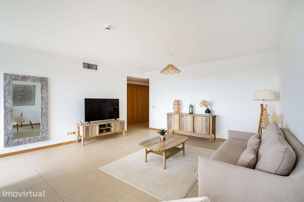 Apartamento T1 com vista mar a 600m da praia - Grande imagem: 4/29