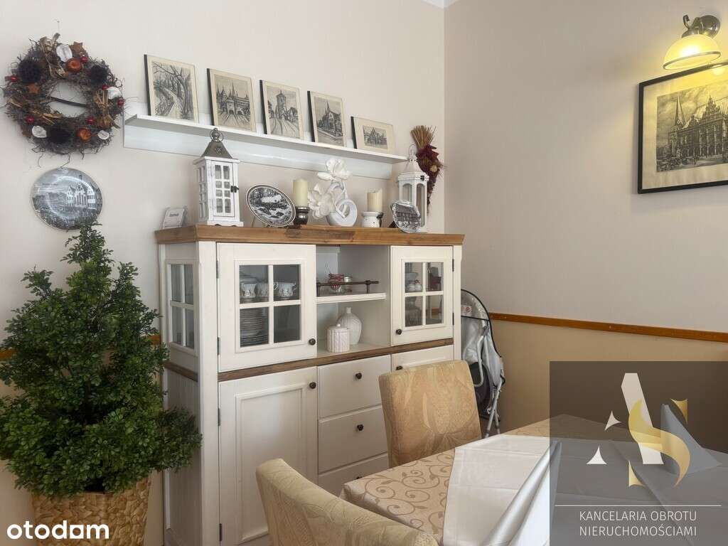 Kamienica z dochodową restauracją w centrum miasta-7