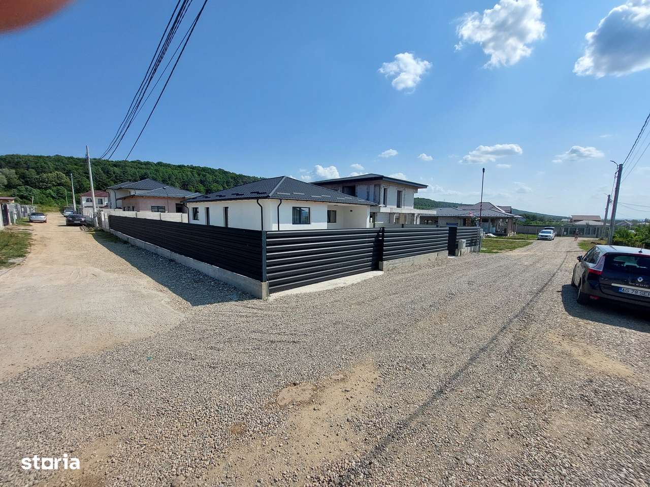 Vindem Casa Noua Mioveni str Prunilor 4 camere teren 440 mp la Cheie-11