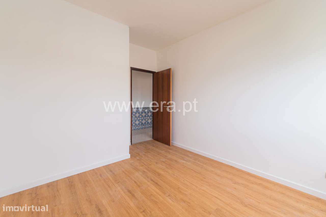 T2 - Jardim do Sol, Odivelas com lugar garagem-7