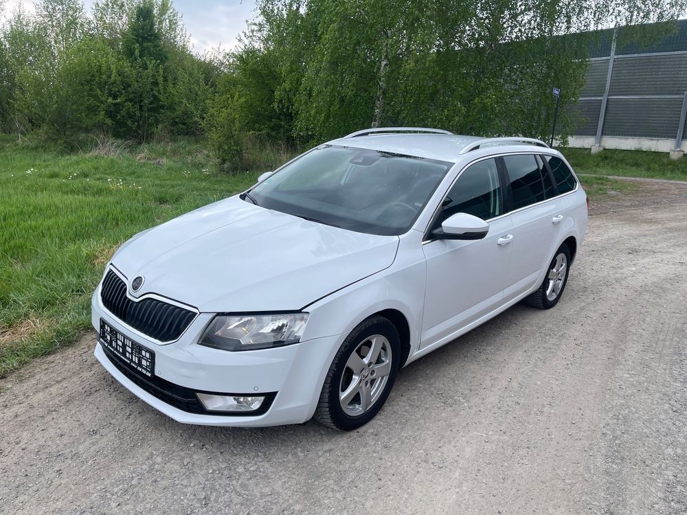 Skoda Octavia III 1.6 TDI Green tec DSG Edition 2015