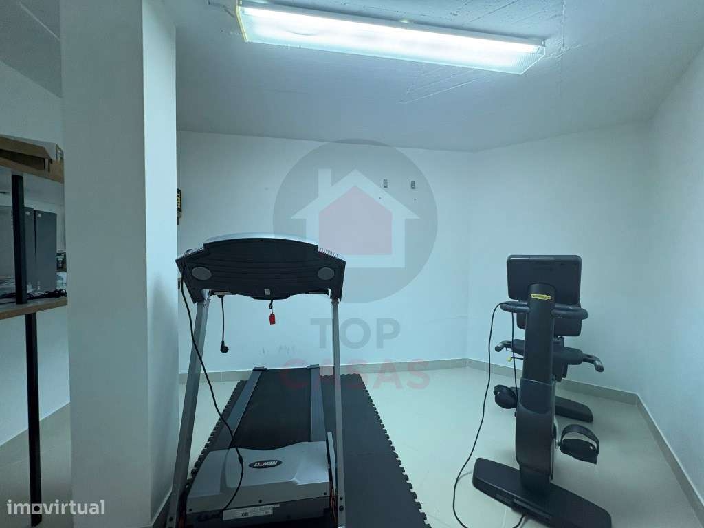 Moradia Contemporânea de Luxo com Vista Deslumbrante sobre a Lagoa ...-34