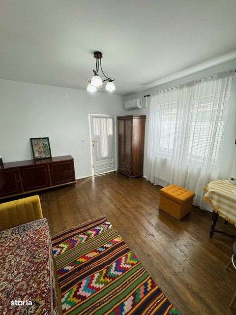 Casa renovata cu 1.052 mp teren, SASCUT(Targusor),  jud. Bacau-15