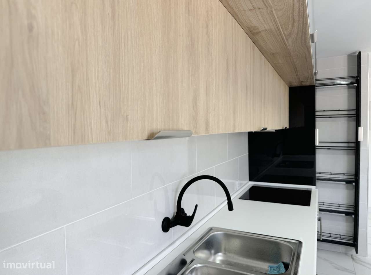 Apartamento T2 Venda em Portimão,Portimão-9