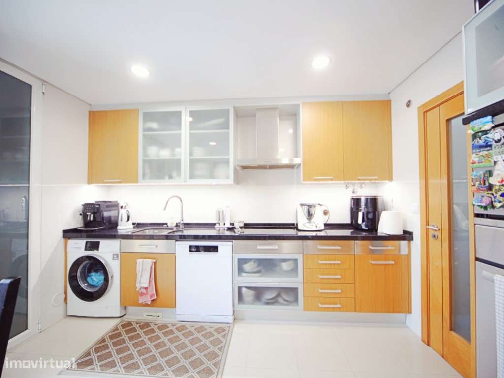 T3 Terraço Equipado Estacionamento Arrecadação Extras - Odivelas - ...-23