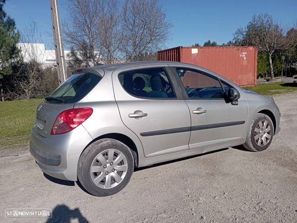 Peugeot 207 1.4 Hdi 2007 para peças - 5