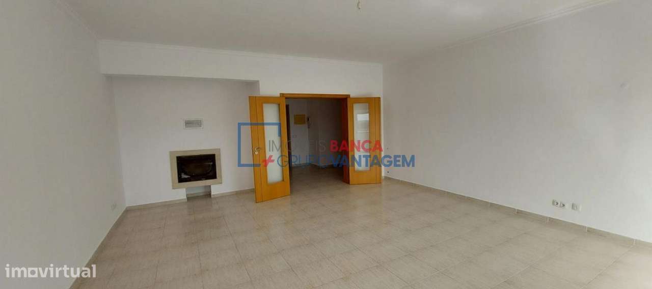 Apartamento T2 a 2 minutos da Estação de Comboios da Azambuja - Grande imagem: 4/6