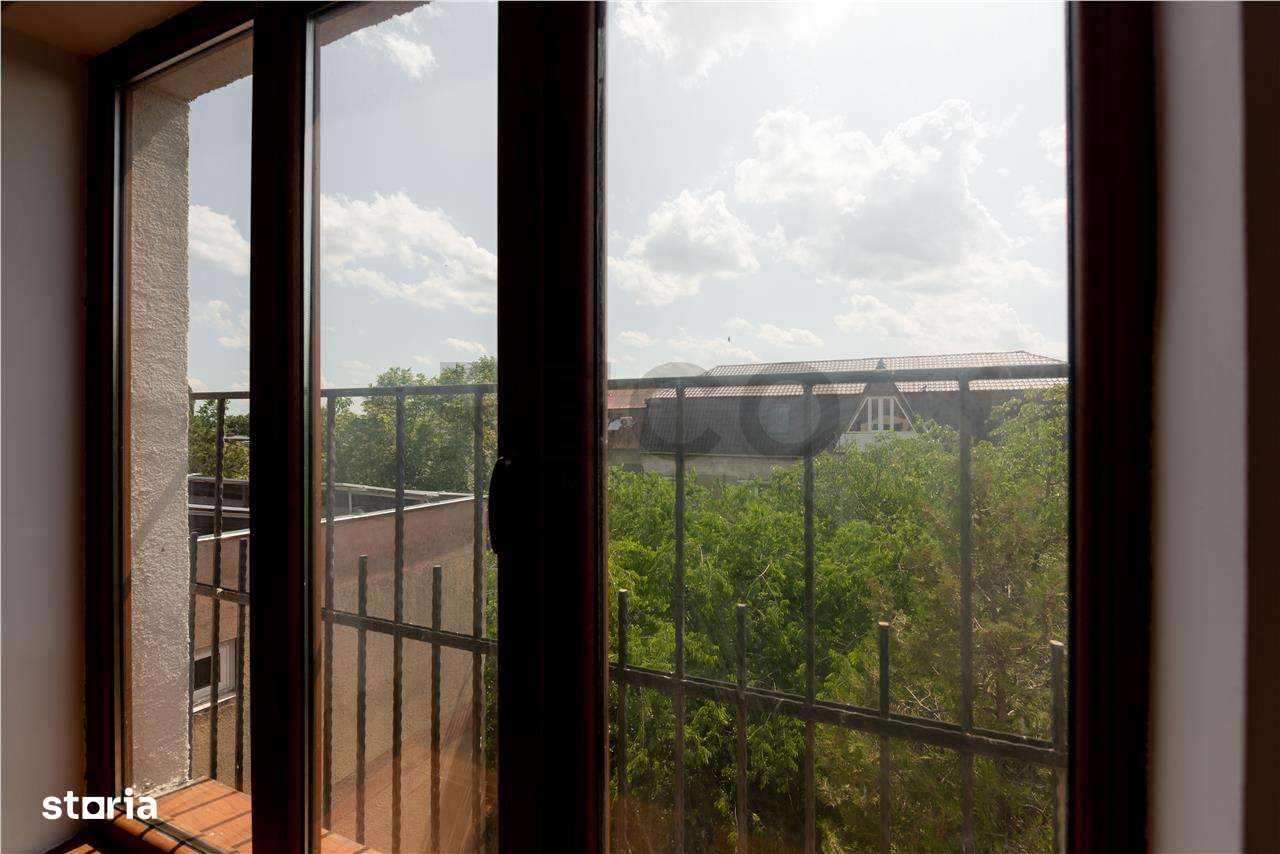 Apartament cu living+3 camere, 2 bai in zona Parcului 22 Decembrie - Imagine principală: 4/18