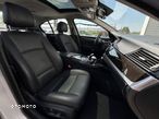 BMW Seria 5 528i xDrive - 27