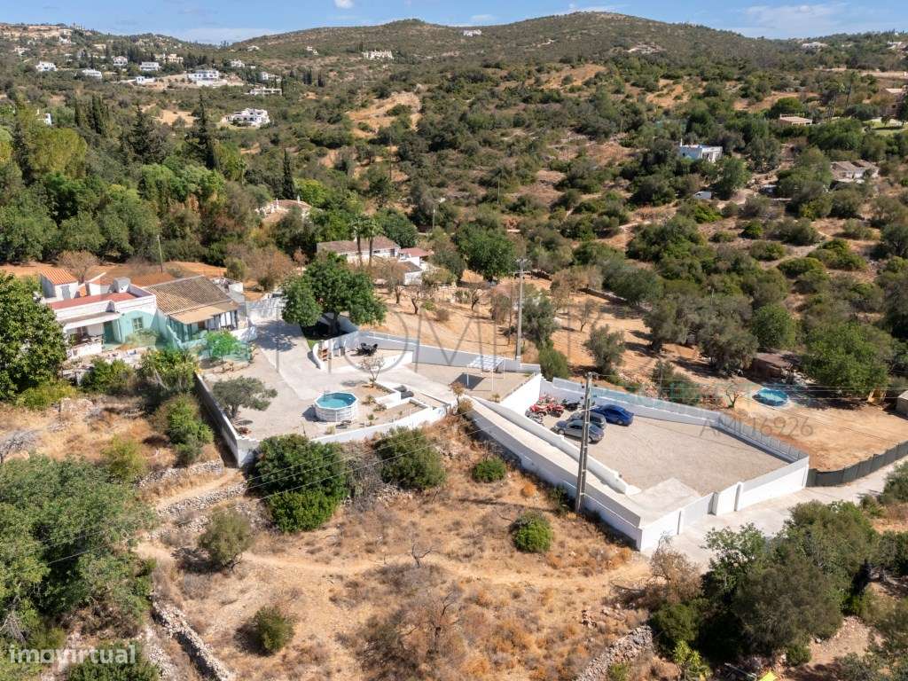 Moradia V1+1 - Santa barbara de Nexe - Grande imagem: 4/25