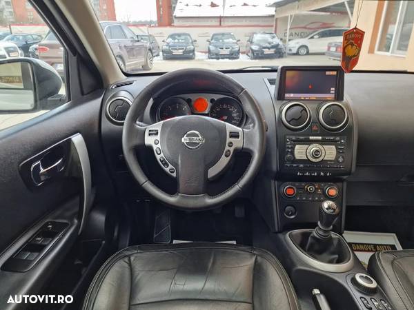 Nissan Qashqai 2.0 dCi 4 x 4 DPF acenta - 18