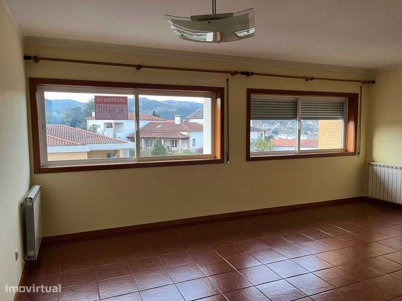 Arrenda-se apartamento Cabeceiras de Basto - Grande imagem: 4/9