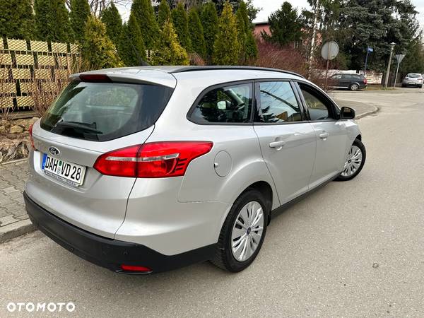 Ford Focus - 13