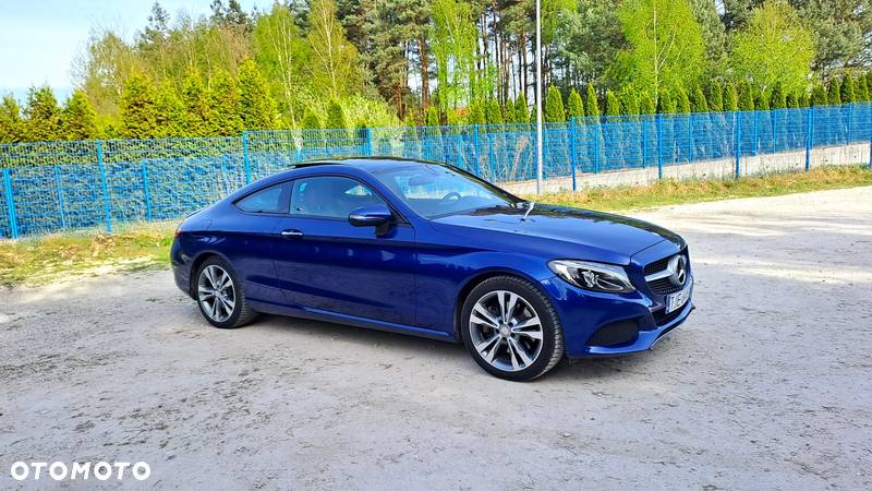 Mercedes-Benz Klasa C 300 Coupe 7G-TRONIC - 29