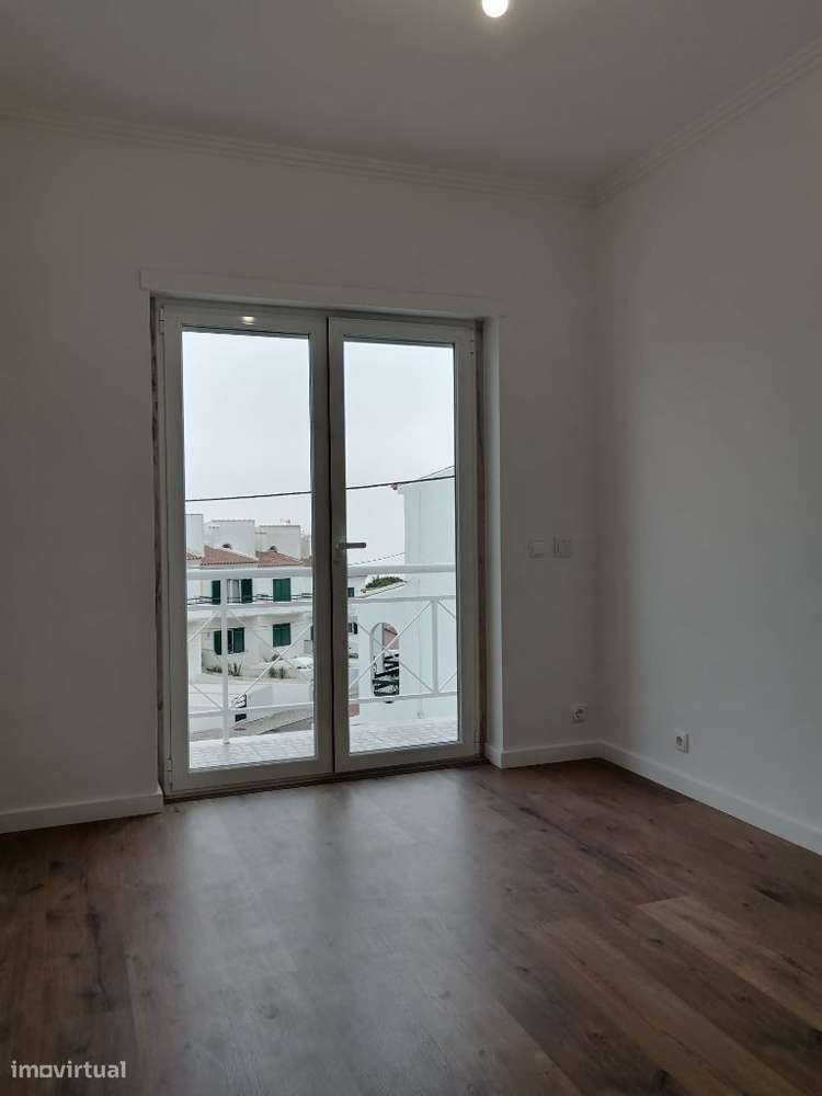 Moradia T3+1 Ericeira, Vista Mar, Remodelada, Como Nova, A Estrear.-36