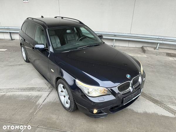 BMW Seria 5 530d xDrive Touring Edition Sport - 7